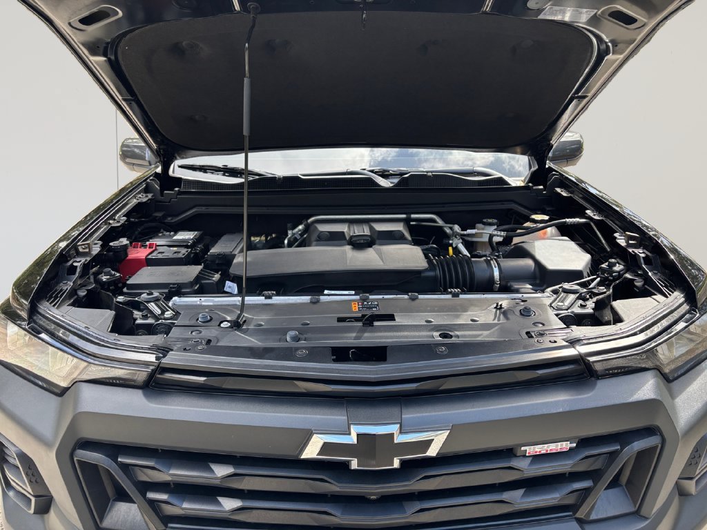 Certified 2025 Chevrolet Colorado Trail Boss AWD/4WD image 19