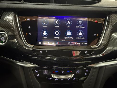 Used 2024 Cadillac XT6 Sport w/ Technology Package image 23