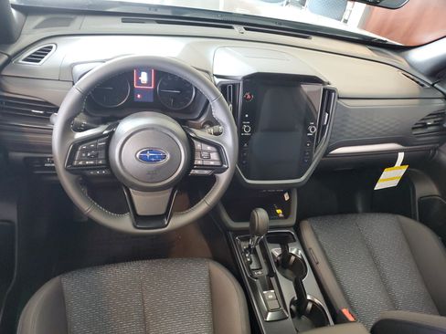Used 2026 Subaru Forester Premium AWD/4WD image 7