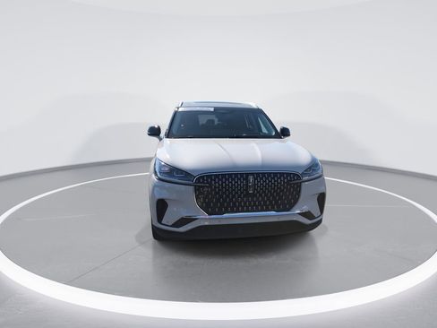 Used 2025 Lincoln Aviator Reserve w/ Equipment Group 201A image 3