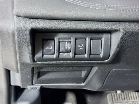 Used 2023 Subaru Outback Touring image 10