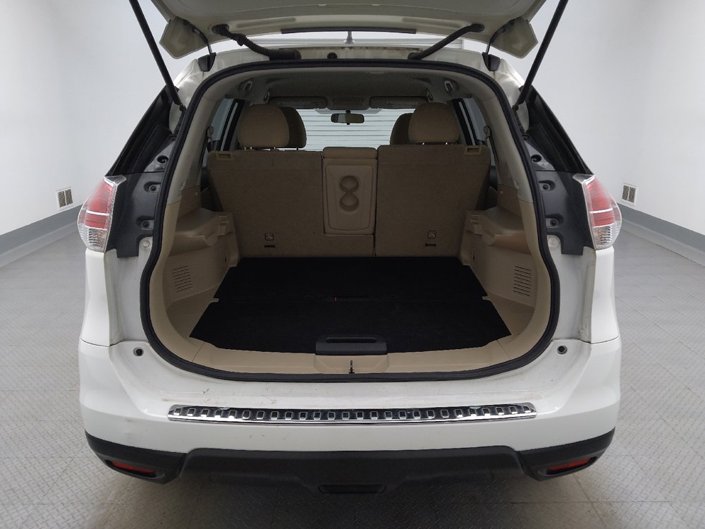 Used 2016 Nissan Rogue S FWD image 29