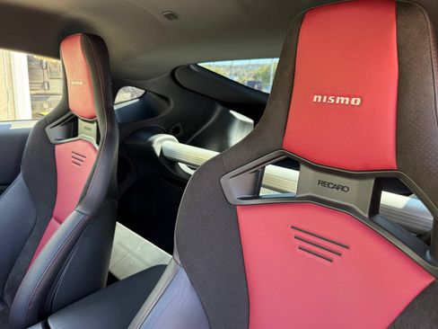 Used 2024 Nissan Z NISMO w/ Floor Mat Package RWD image 23