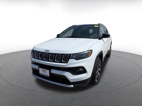 Used 2025 Jeep Compass Limited AWD/4WD image 7