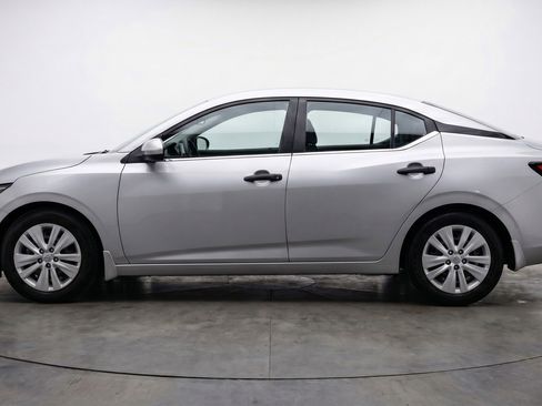 Used 2025 Nissan Sentra S FWD image 5