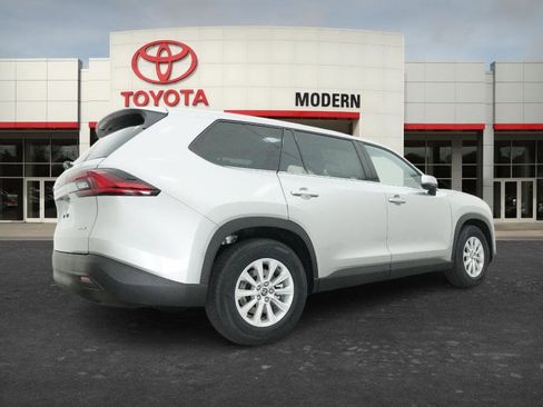 New 2026 Toyota Grand Highlander AWD Hybrid image 19