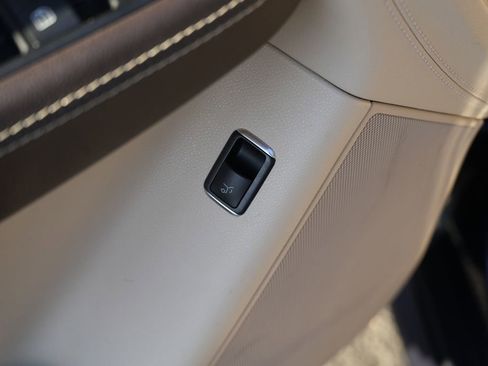 Used 2017 Mercedes-Benz GLE 400 4MATIC image 23