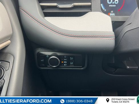New 2026 Ford Explorer Active AWD/4WD image 26