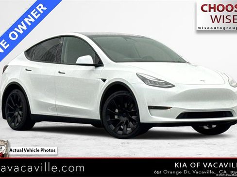 Used 2023 Tesla Model Y Long Range image 1