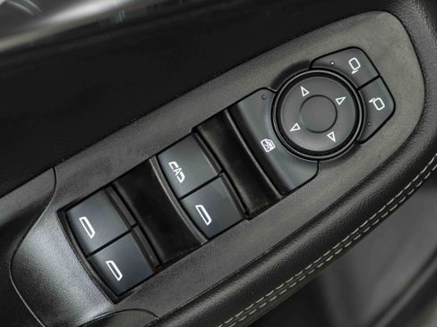 Used 2024 Buick Encore GX Preferred FWD image 37