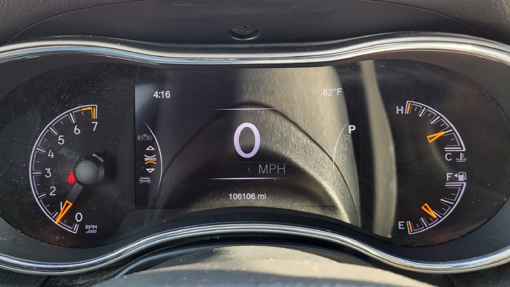 Used 2018 Jeep Grand Cherokee Laredo RWD image 28