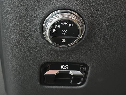 Used 2023 Mercedes-Benz GLC 300 image 20