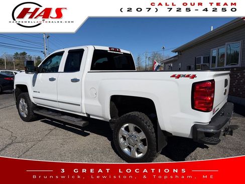Used 2018 Chevrolet Silverado 2500 LTZ w/ LTZ Plus Package AWD/4WD image 4