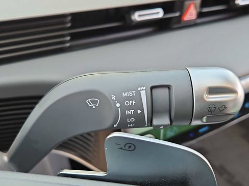 Used 2024 Hyundai Ioniq 5 SEL image 25