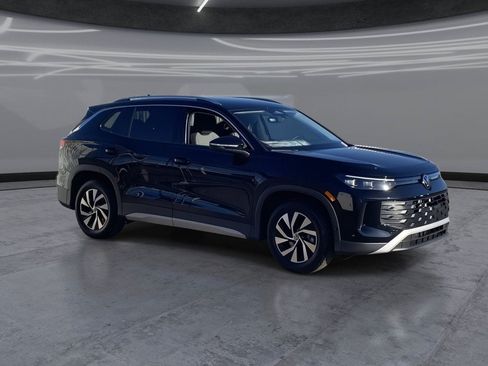 New 2026 Volkswagen Tiguan S FWD image 2