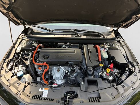 Used 2025 Honda Accord Sport image 13