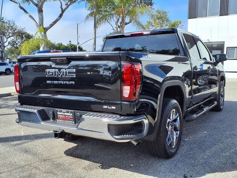 New 2025 GMC Sierra 1500 SLE AWD/4WD image 7