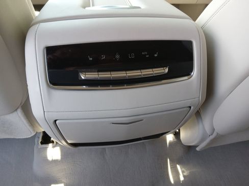 Certified 2026 Cadillac Escalade Platinum Sport AWD/4WD image 29