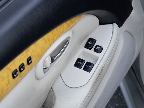 Used 2003 Lexus SC 430 Base image 27