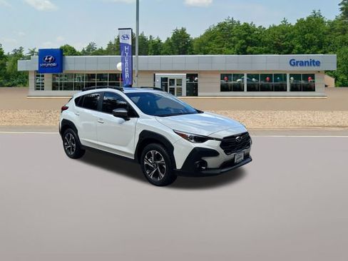 Used 2024 Subaru Crosstrek 2.0i Premium AWD/4WD image 5