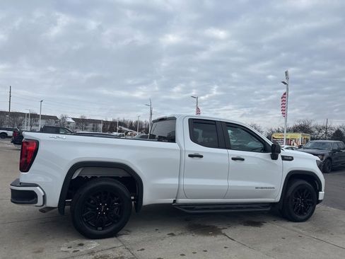 Used 2023 GMC Sierra 1500 Pro w/ Graphite Edition image 10
