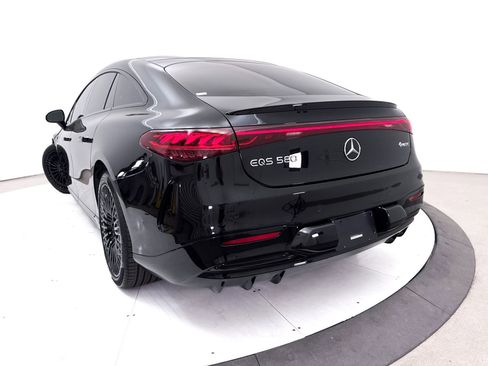 Used 2022 Mercedes-Benz EQS 580 4MATIC Sedan image 10