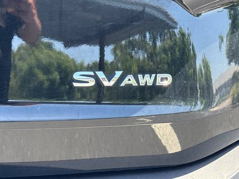 Used 2023 Nissan Rogue SV AWD/4WD image 13