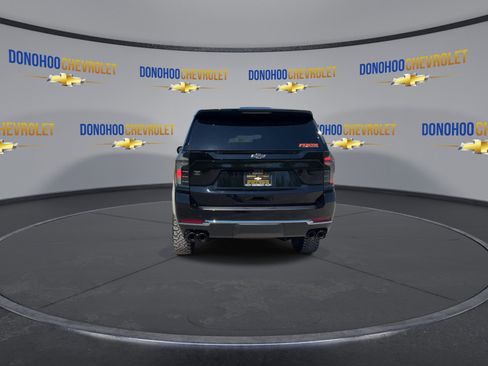 New 2025 Chevrolet Suburban Premier image 10