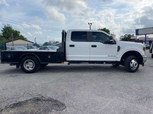 Used 2019 Ford F350 XL w/ Power Equipment Group AWD/4WD image 4
