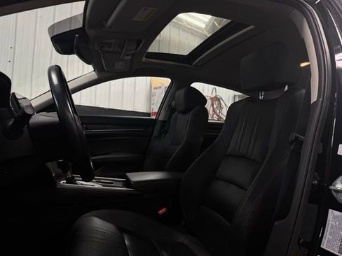 Used 2021 Honda Accord EX-L image 16