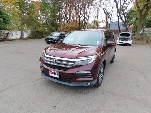 Used 2016 Honda Pilot EX image 1