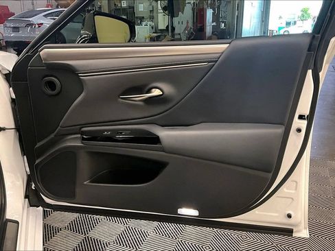 Used 2022 Lexus ES 350 F Sport FWD image 25
