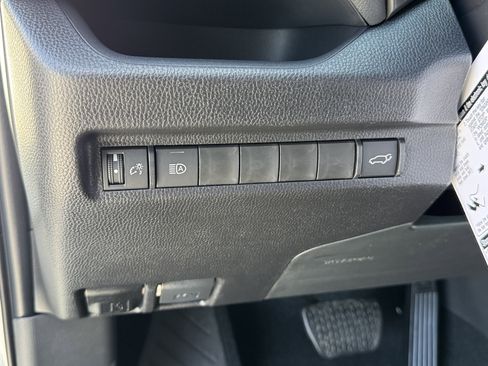 New 2025 Toyota RAV4 XLE image 17