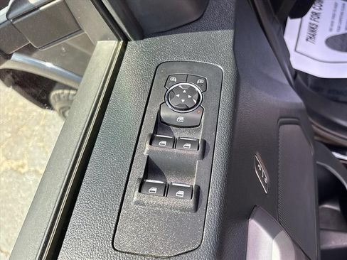 Used 2019 Ford F150 XLT w/ Equipment Group 302A Luxury AWD/4WD image 26