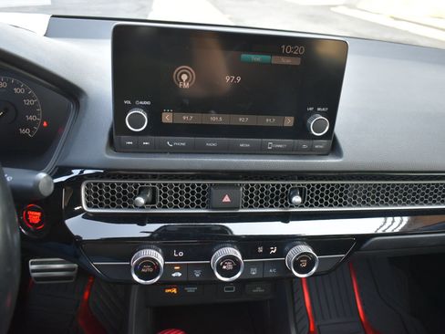 Used 2022 Honda Civic Sport image 22