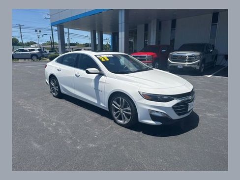 Used 2023 Chevrolet Malibu LT FWD image 1