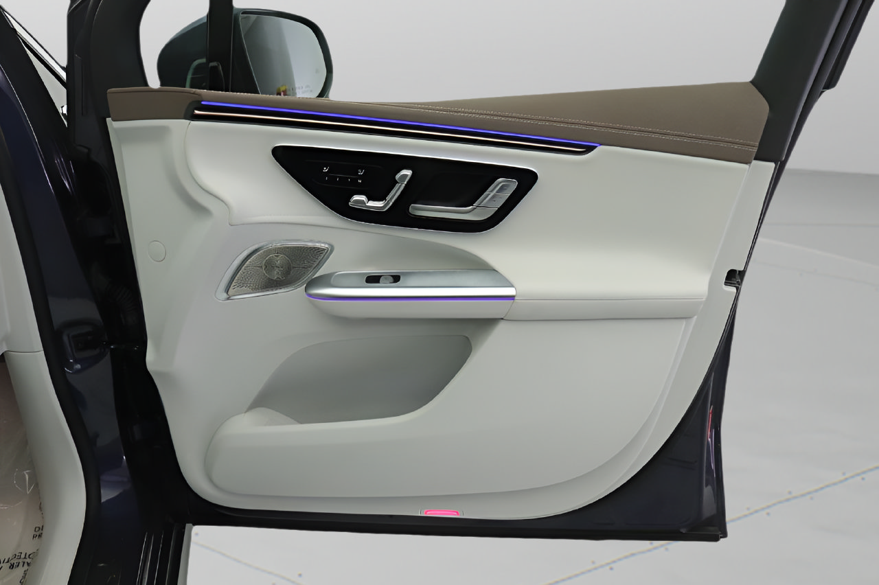 Certified 2023 Mercedes-Benz EQE 350+ SUV image 21