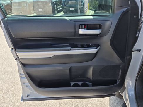 Used 2019 Toyota Tundra SR5 w/ SR5 Upgrade Package RWD image 20