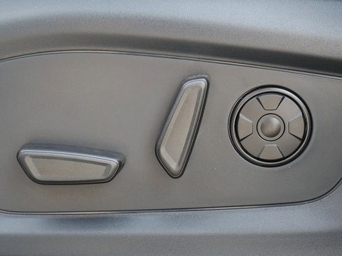 Used 2025 Ford Explorer ST image 14