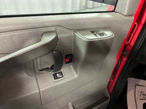 Used 2017 Chevrolet Express 2500 LS image 13
