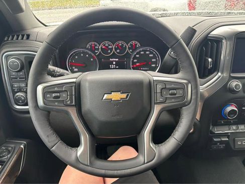 Used 2022 Chevrolet Silverado 2500 LT w/ Convenience Package AWD/4WD image 18