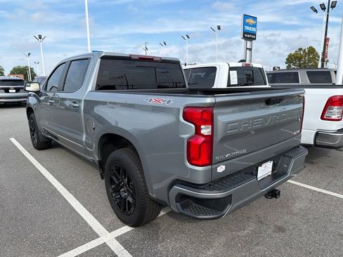 Used 2026 Chevrolet Silverado 1500 RST w/ Convenience Package II AWD/4WD image 3