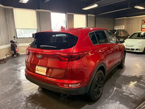 Used 2019 Kia Sportage LX AWD/4WD image 6