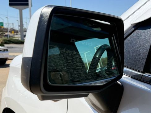 Used 2022 Chevrolet Silverado 1500 High Country w/ Technology Package image 21