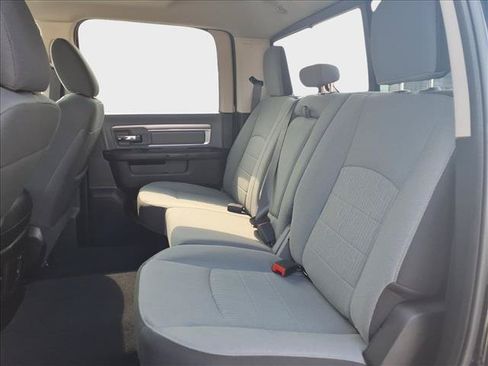 Used 2022 RAM 1500 Classic SLT w/ Electronics Convenience Group AWD/4WD image 30