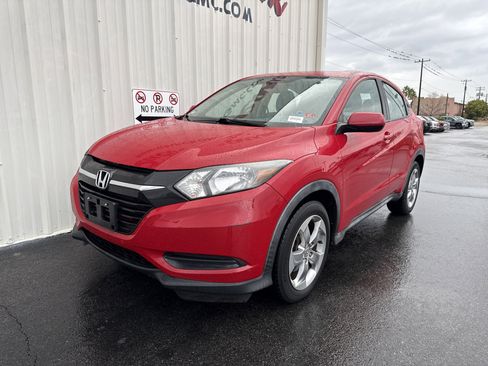 Used 2017 Honda HR-V LX image 5