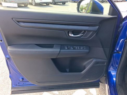 Used 2024 Honda CR-V EX image 19