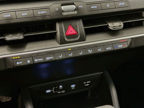 Used 2025 Kia K4 FWD image 24