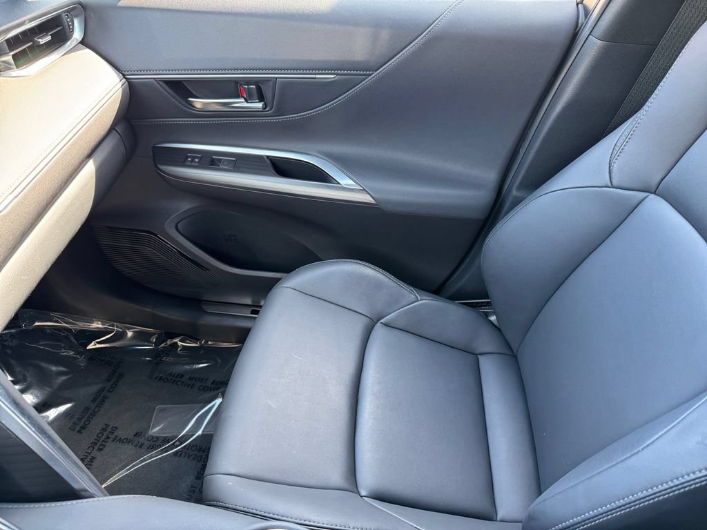 Certified 2023 Toyota Venza Nightshade AWD/4WD image 30