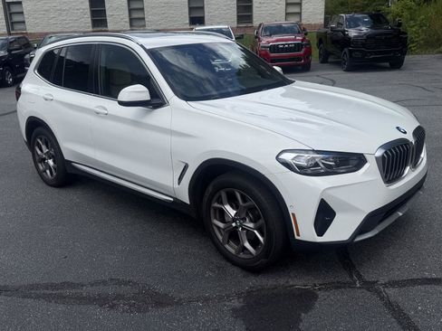 Used 2024 BMW X3 sDrive30i w/ Convenience Package RWD image 32